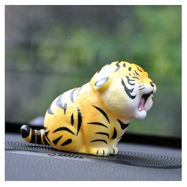 ベンガルトラの陶器 置物 動物 ベンガルトラの陶器 置物 動物 ベンガル