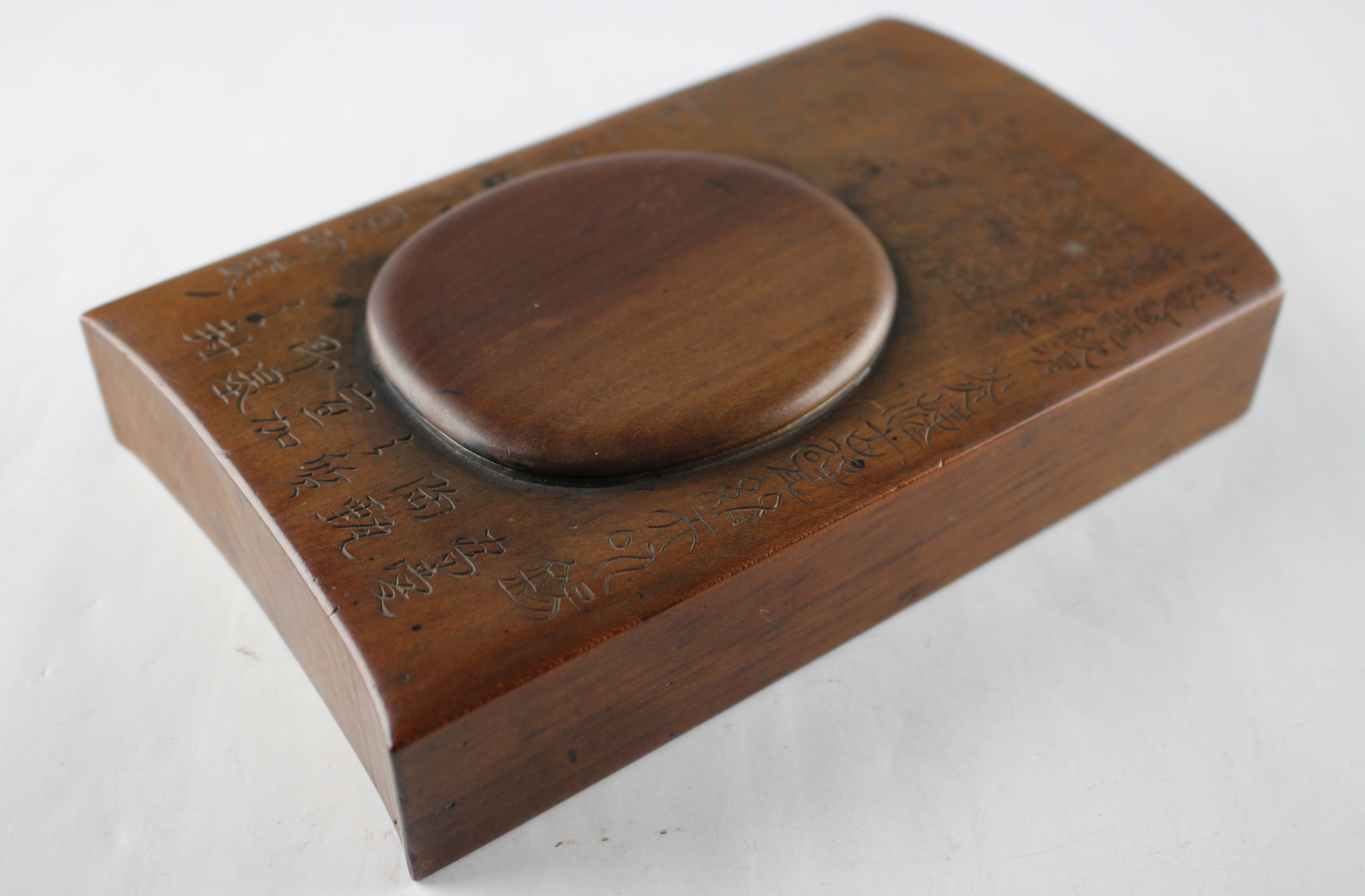 中国美術 古錫 刻 古城眺馬上人物紋 題詞 蓋物 文房四宝(HA433) 中国