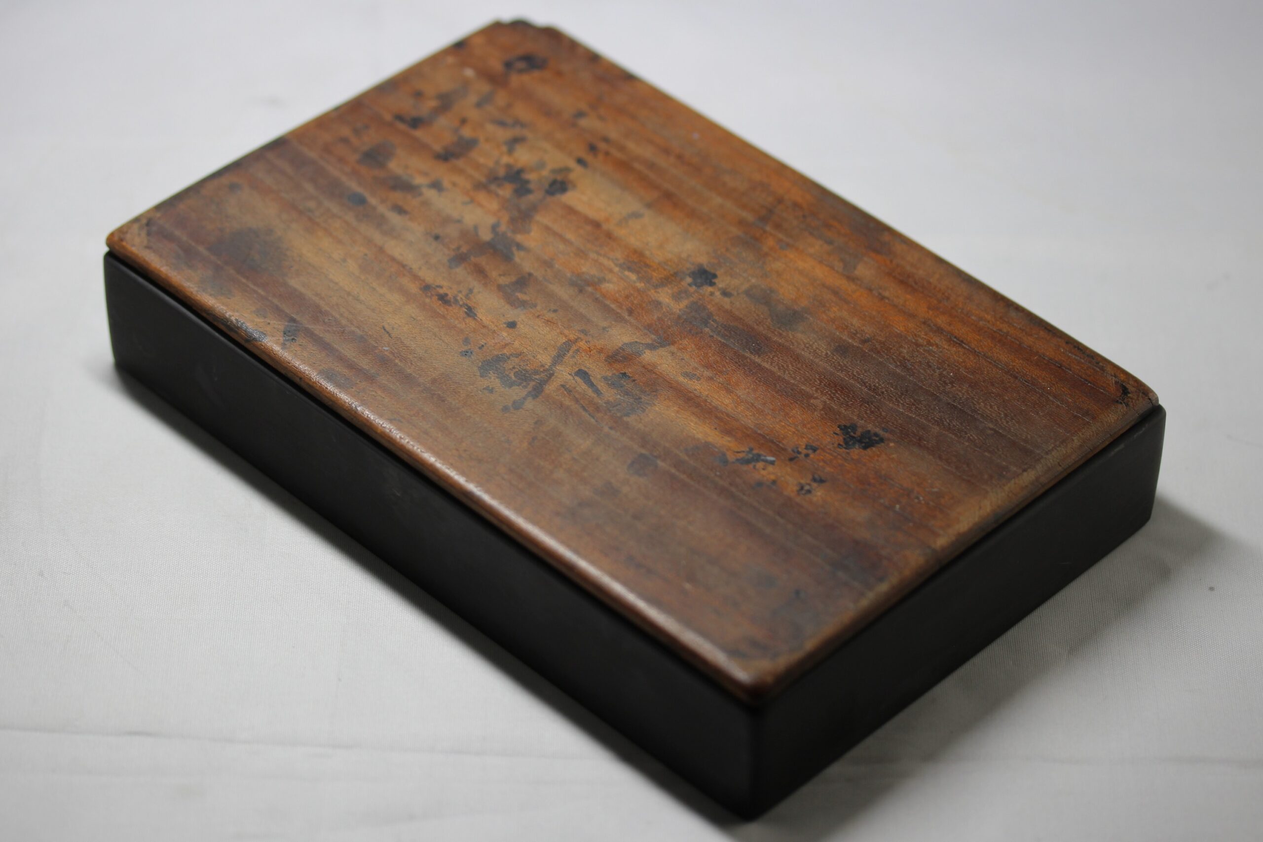 旧蔵した貴重中国骨董【歙州龍尾金星古硯】細工精密龍雲彫刻最高級漆