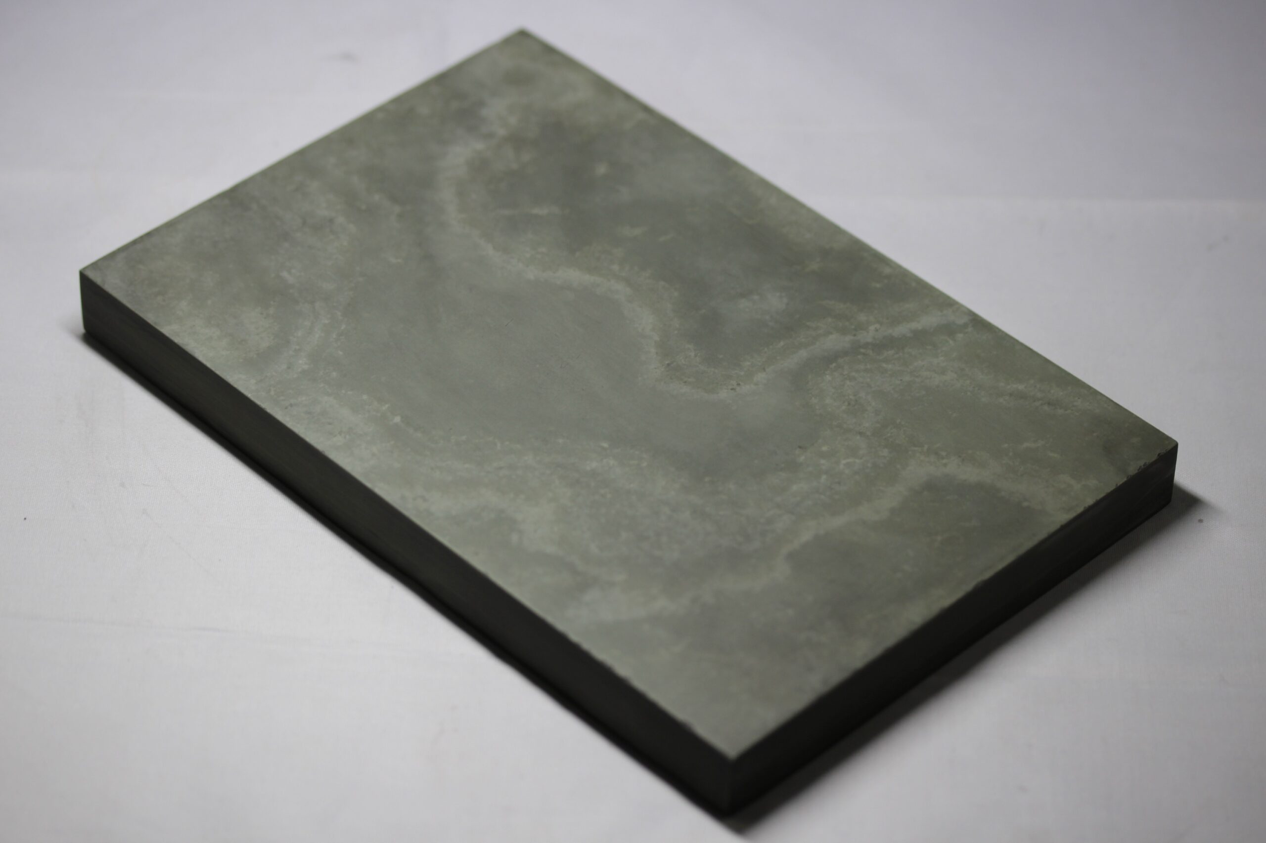 ⭕️中国緑端渓硯 長方研 石紋が綺麗 硯陰中彫り