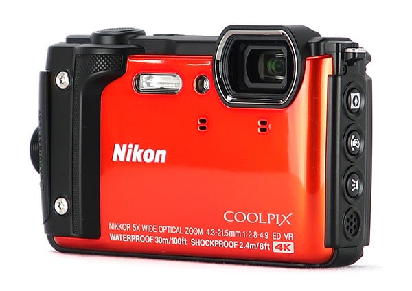 Nikon coolpix w300 防水カメラ