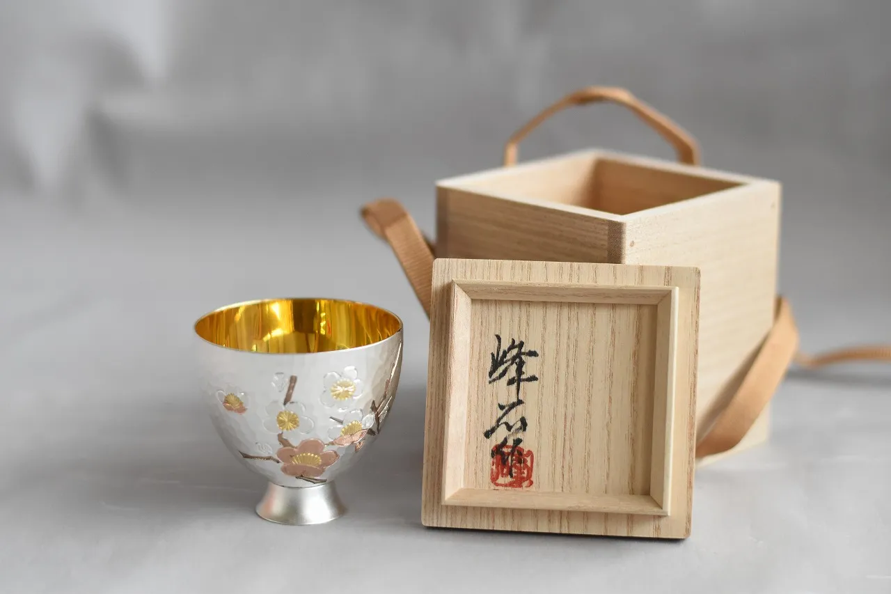 人間国宝 奥山峰石 純銀 ぐい呑 白梅 銀製 グラス silver 杯 人間国宝