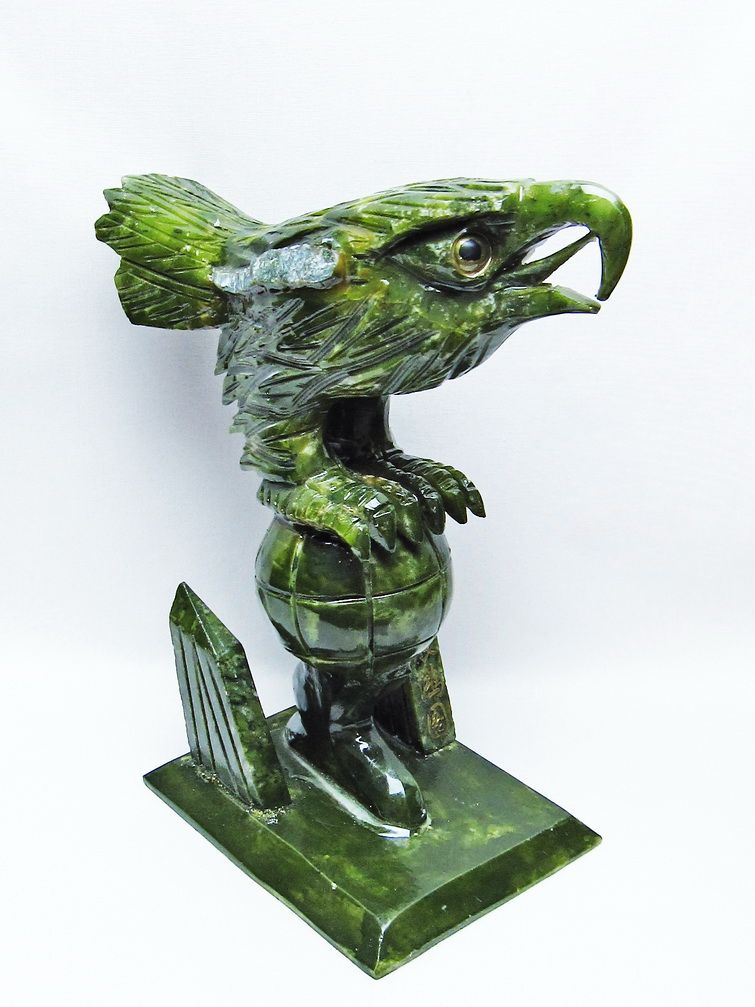 翡翠製 五重塔置物 高さ約97cm