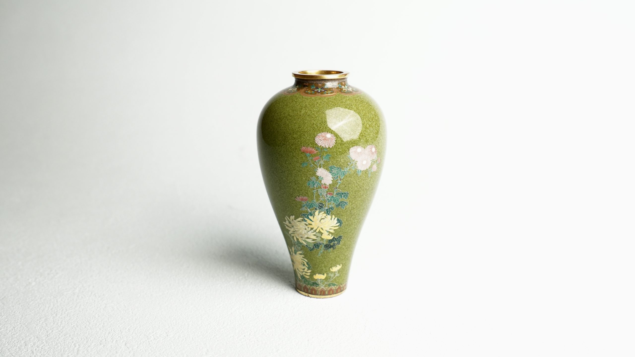 時代 戦前七宝 七宝焼 竹梅鶯図花瓶 高:18㎝ 花入 花生 花器