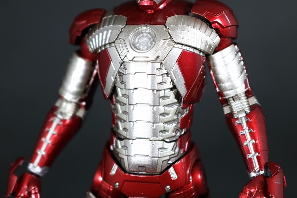 アイアンマン ホールオブアーマー フィギュアーツ マーク5