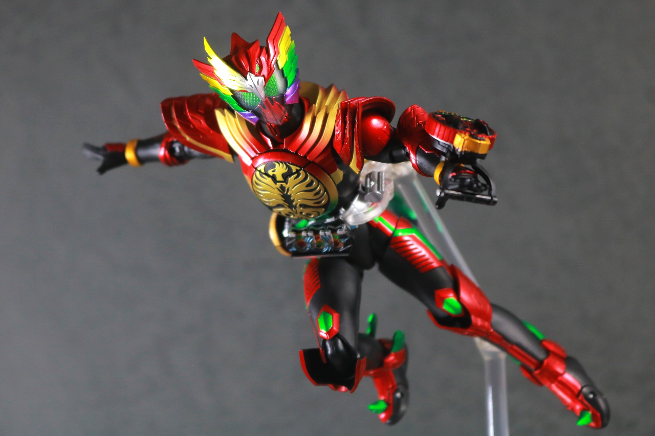 S.H.F 真骨彫製法 仮面ライダーオーズ タジャドルコンボエタニティ