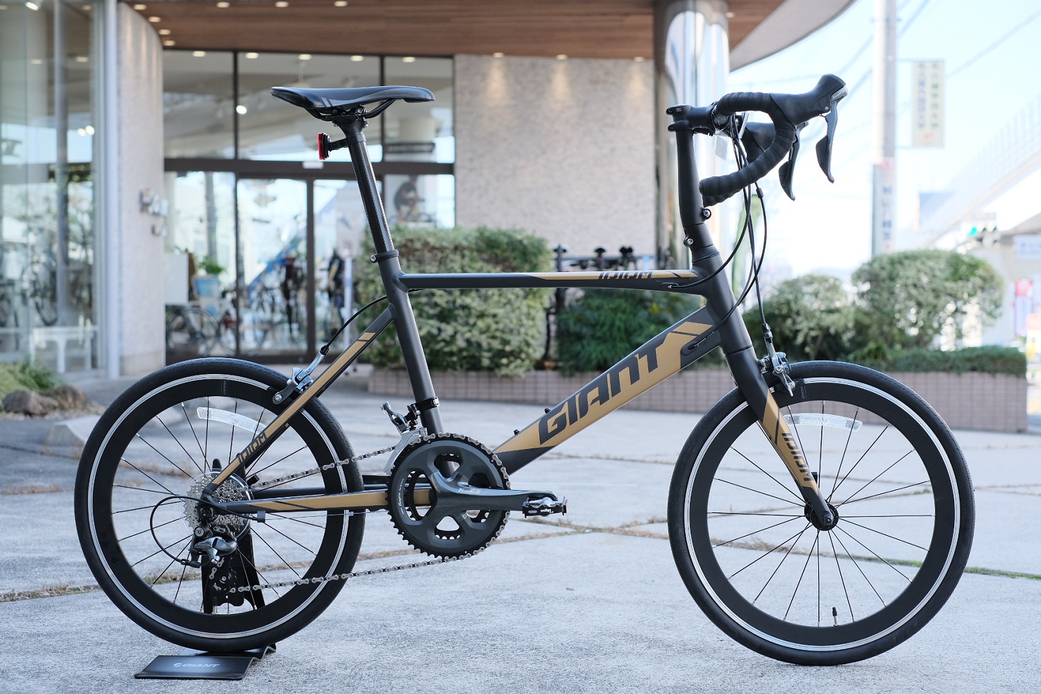 ジャイアントGIANT IDIOM0イディオム0ミニベロ 引取限定 GIANT IDIOM 0