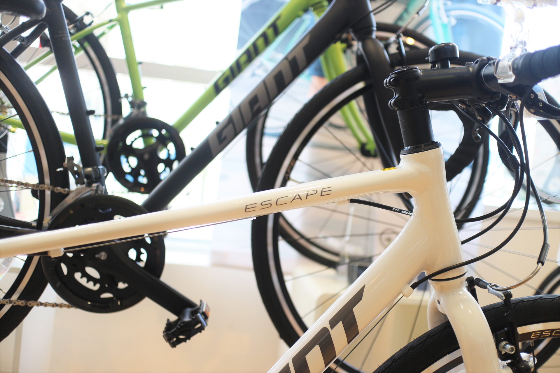 199：GIANT ESCAPE DROP ジャンク 引取限定：埼玉県所沢市 GIANT】旧