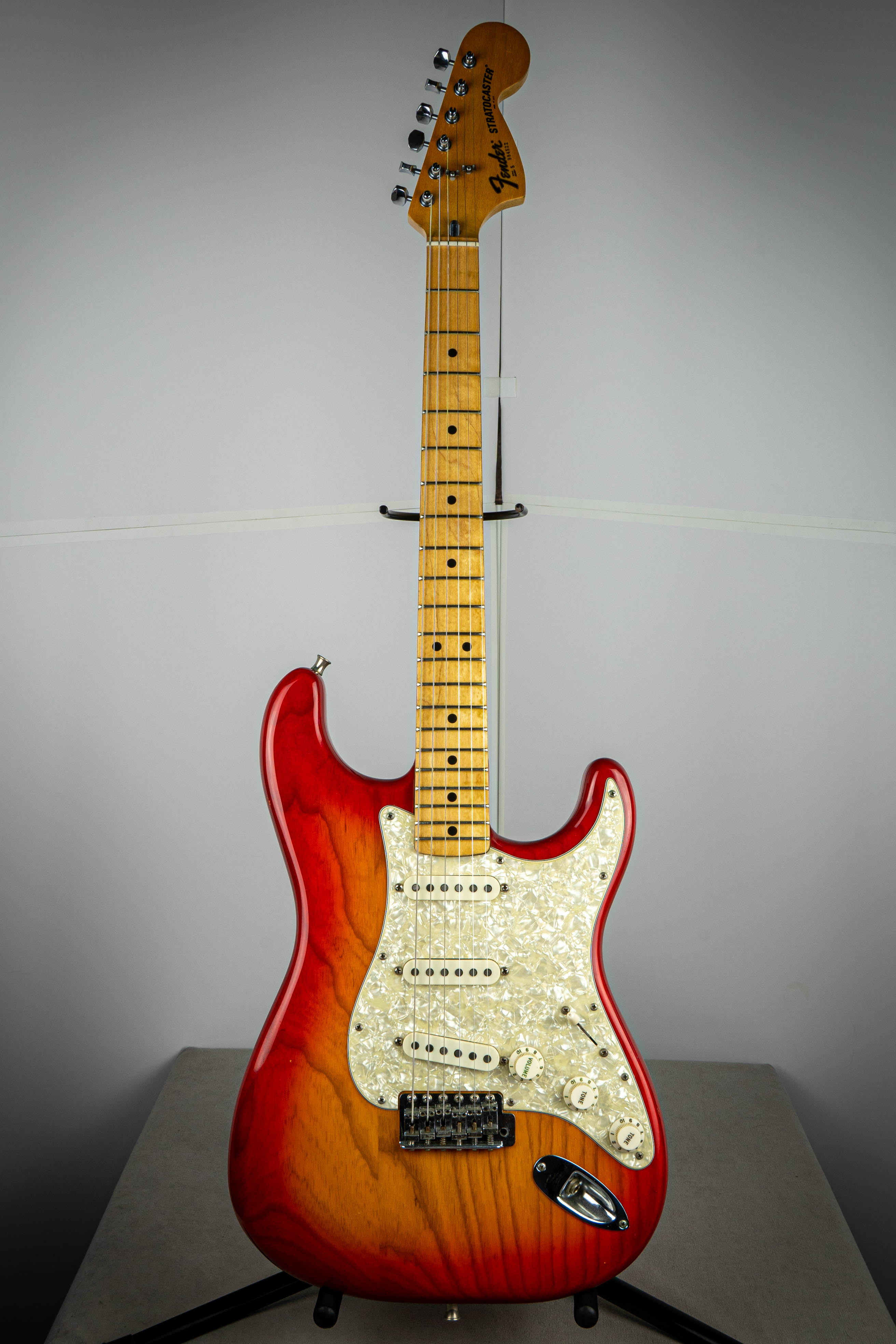 Fender Stratocaster Sienna Sunburst 1981 – Gilded Guitars