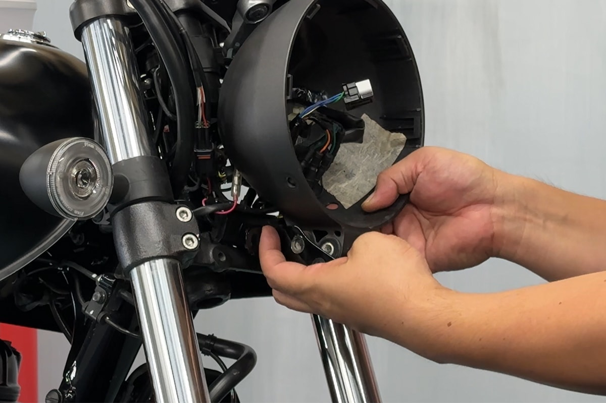 GB350 純正ヘッドライト 01.jpg