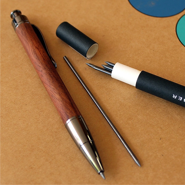 □「LEAD PENCIL 2mm」大人の鉛筆、高級木材の芯ホルダー【名入れ可能