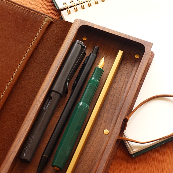 生産終了】【Hacoa×HERZ】「BOOK PENCASE Lサイズ」木と革の職人が作る