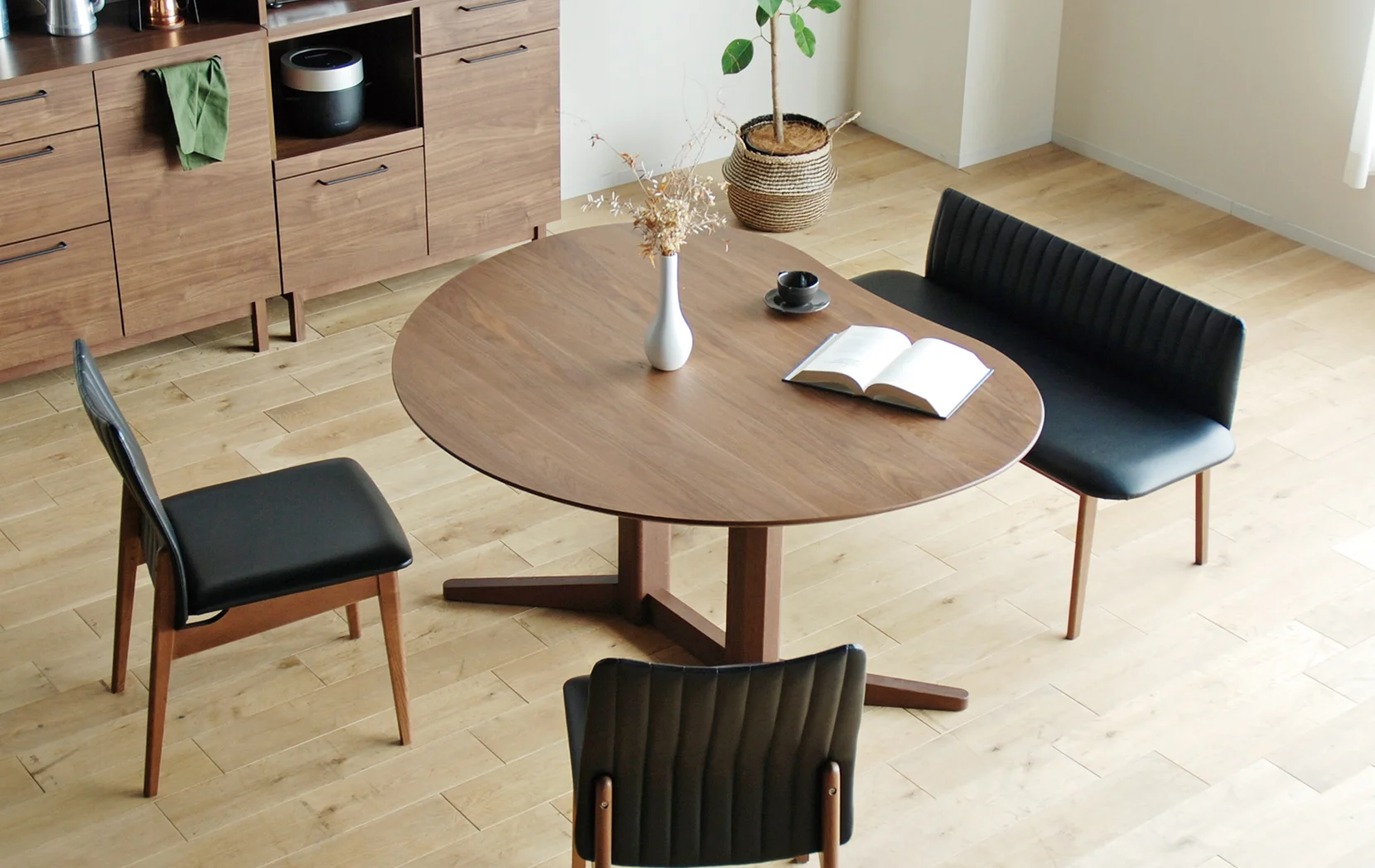 ミラージュ テーブル140cm 突板天板 | mirage | モリタインテリア工業