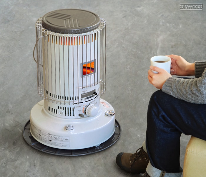 タカチャン 2022年製 トヨトミ 石油ストーブ KS67HW おまけ付き