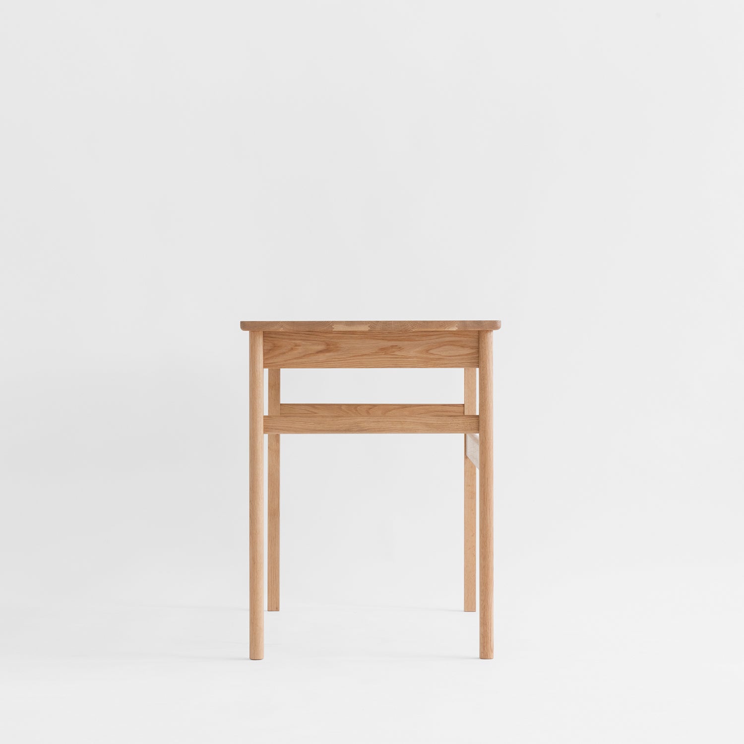 北の住まい設計社】LIM サイドテーブル ミズナラ LIM Side Table
