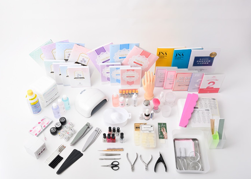 定価12万 ユーキャン ネイリスト講座 最も安い 教材 12万ユーキャン