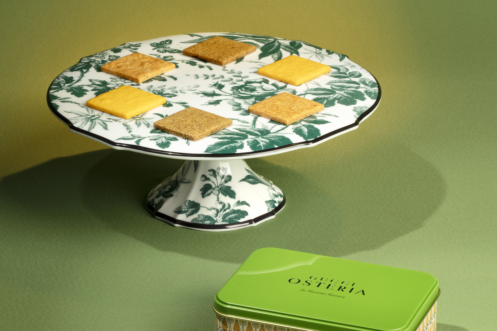 手土産の新定番！ グッチの世界観が詰まった焼き菓子＆チョコレート