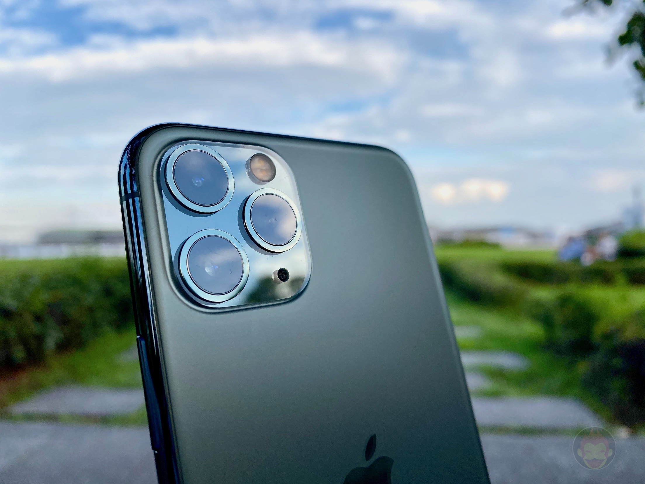 iPhone11 Pro 64GB ミッドナイトグリーン 小売 格安】iPhone 11 pro