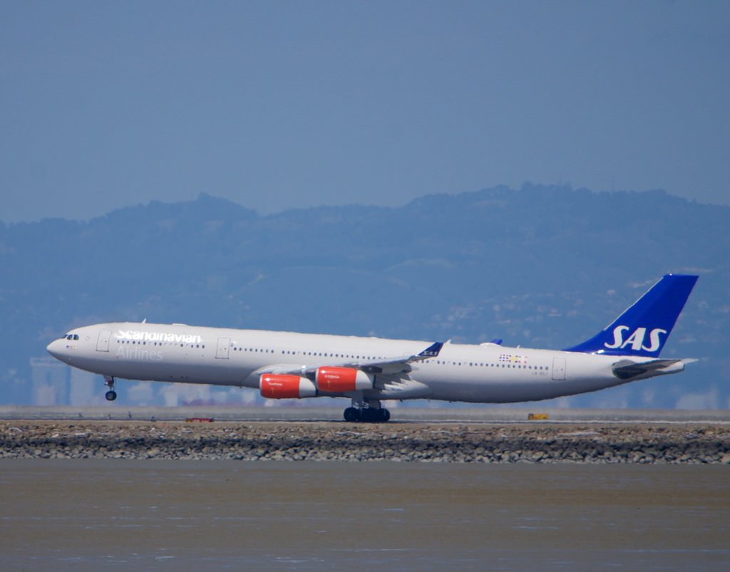 SAS Airbus A340-300 - Features - Infinite Flight Community