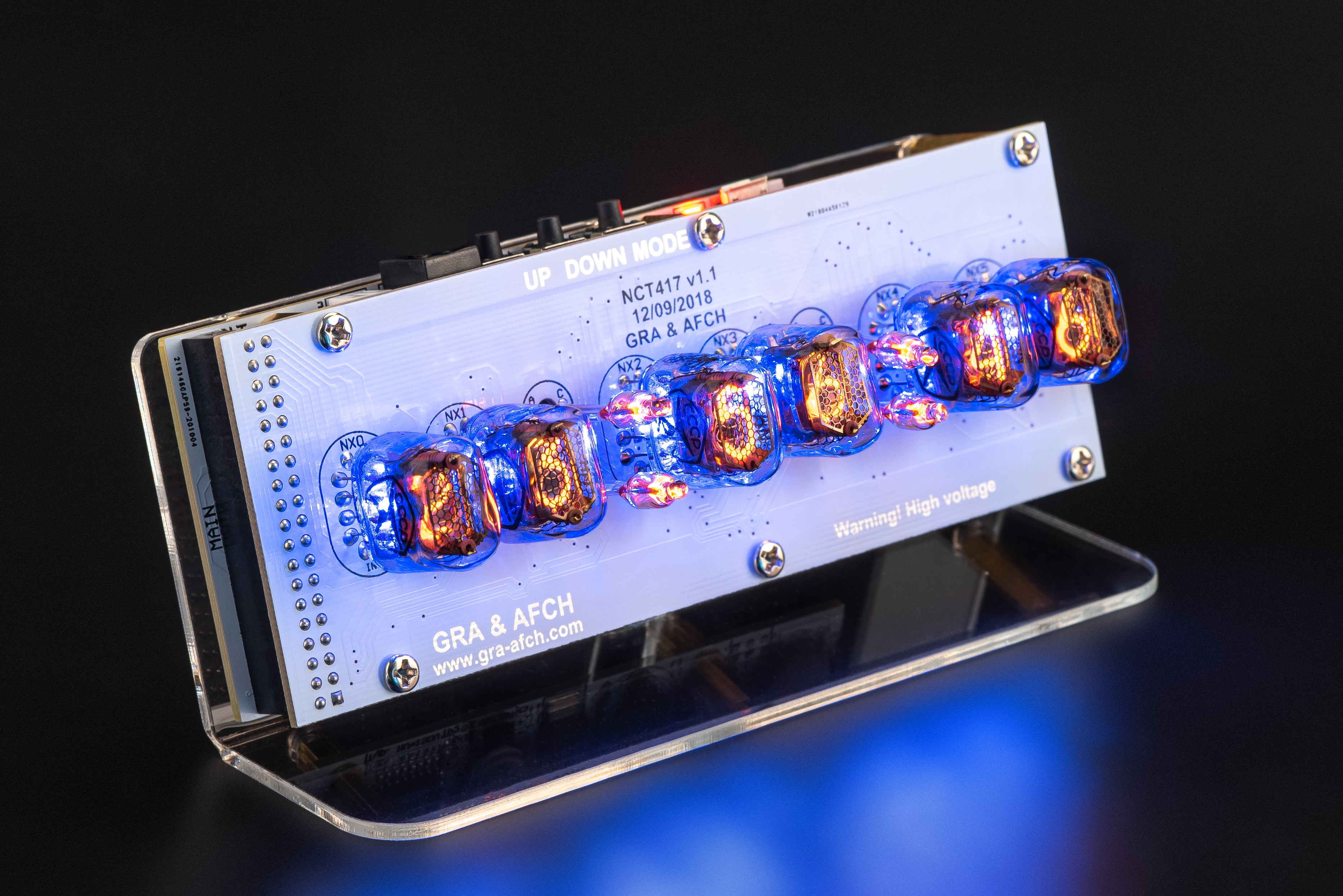IN-17 Small Nixie Clock with Dots on a Clear Acrylic Stand [SMF