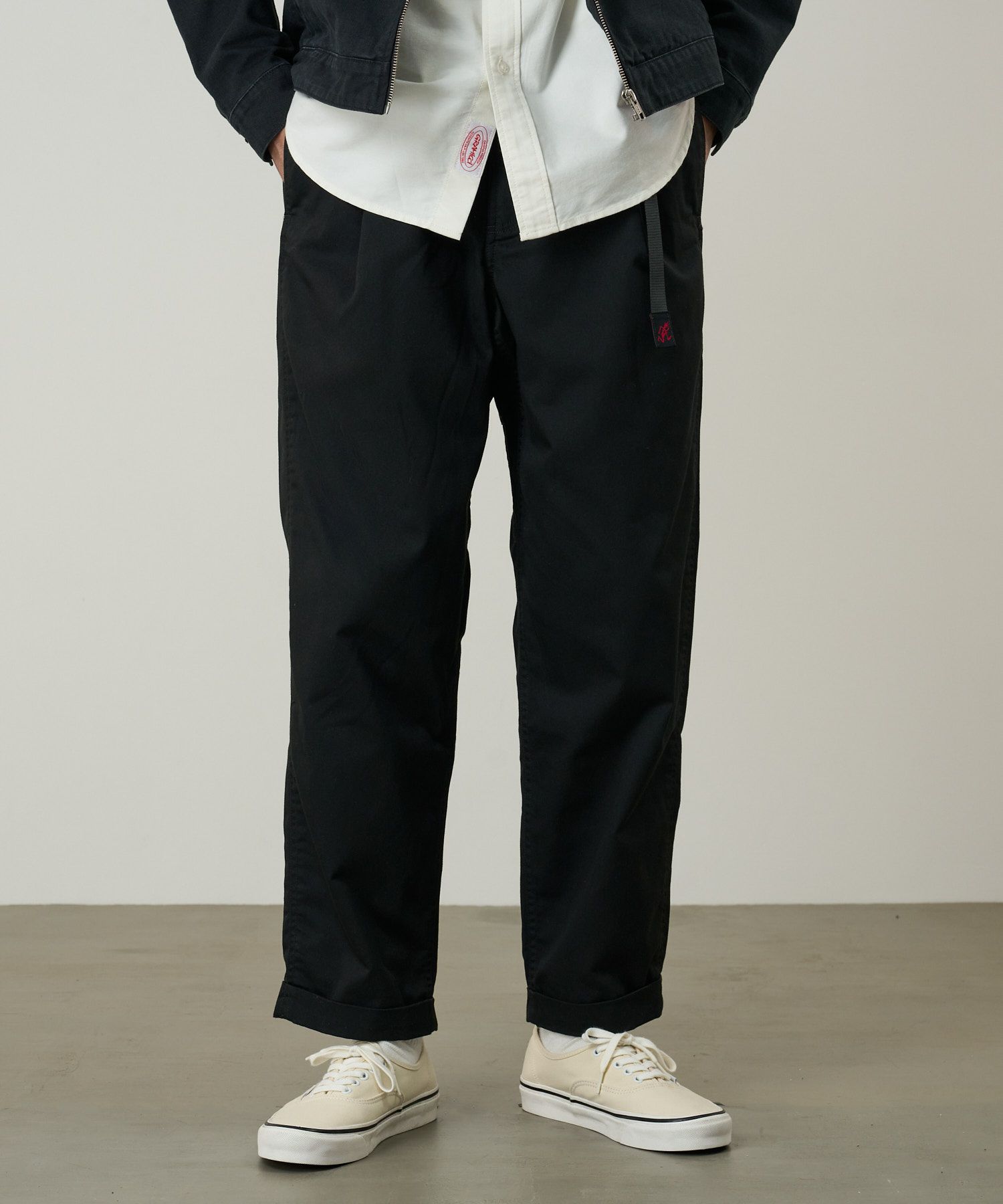 TCツイルタックテーパードパンツ｜【Japan Exclusive】TC/TWILL TUCK