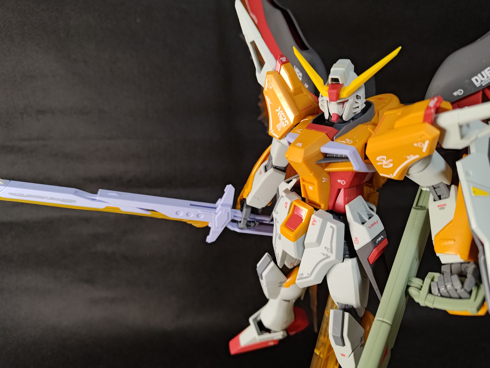 MG 百式 メカニカルコアメッキとハイネ専用デスティニーガンダム MG 百