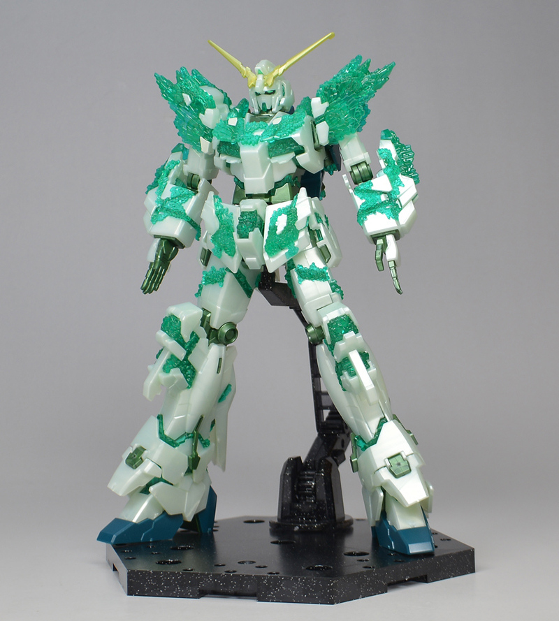 HG ガンダムベース限定 ユニコーンガンダム（光の結晶体） レビュー