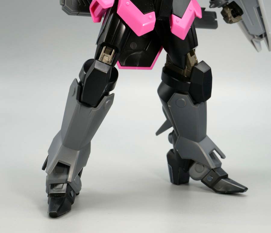 ガンプラ】HG 1/144 ブラックナイトスコードルドラ リデラード機