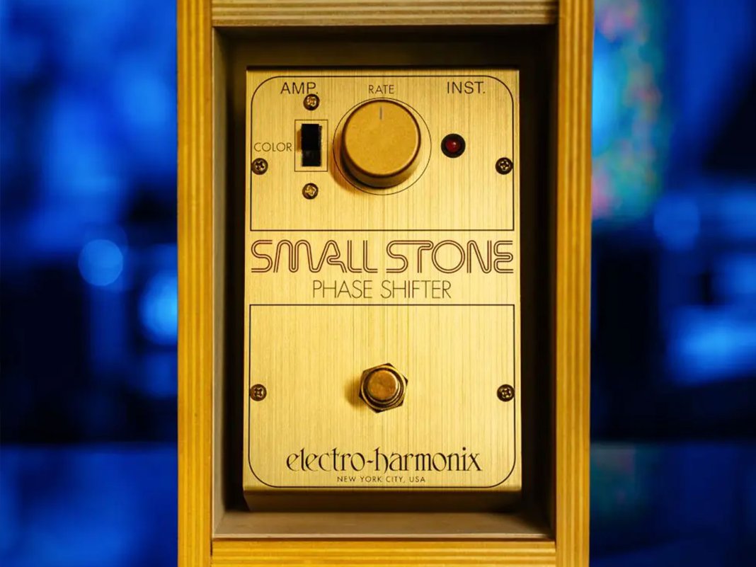 Small-Stone-1@2000x1500-