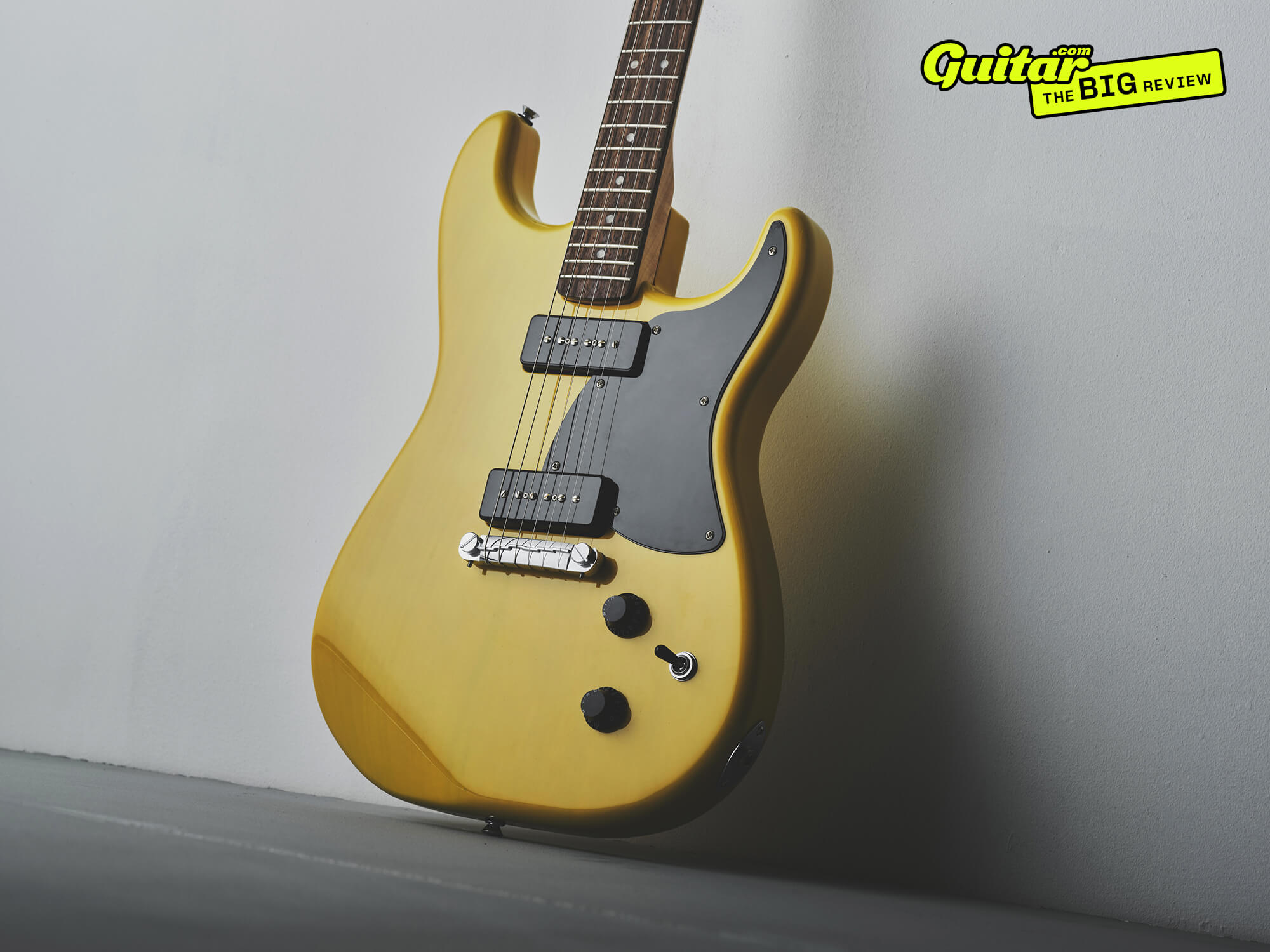Squier Paranormal Strat-O-Sonic Review – the ultimate Gibson