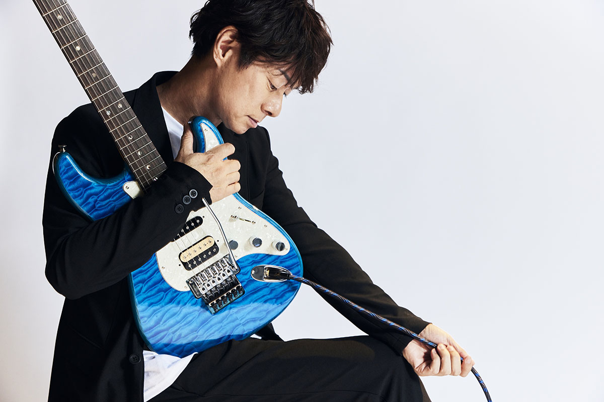 値下げ】春畑道哉“ FIND MY PLACE ”ギターモチーフペンダント 未使用品