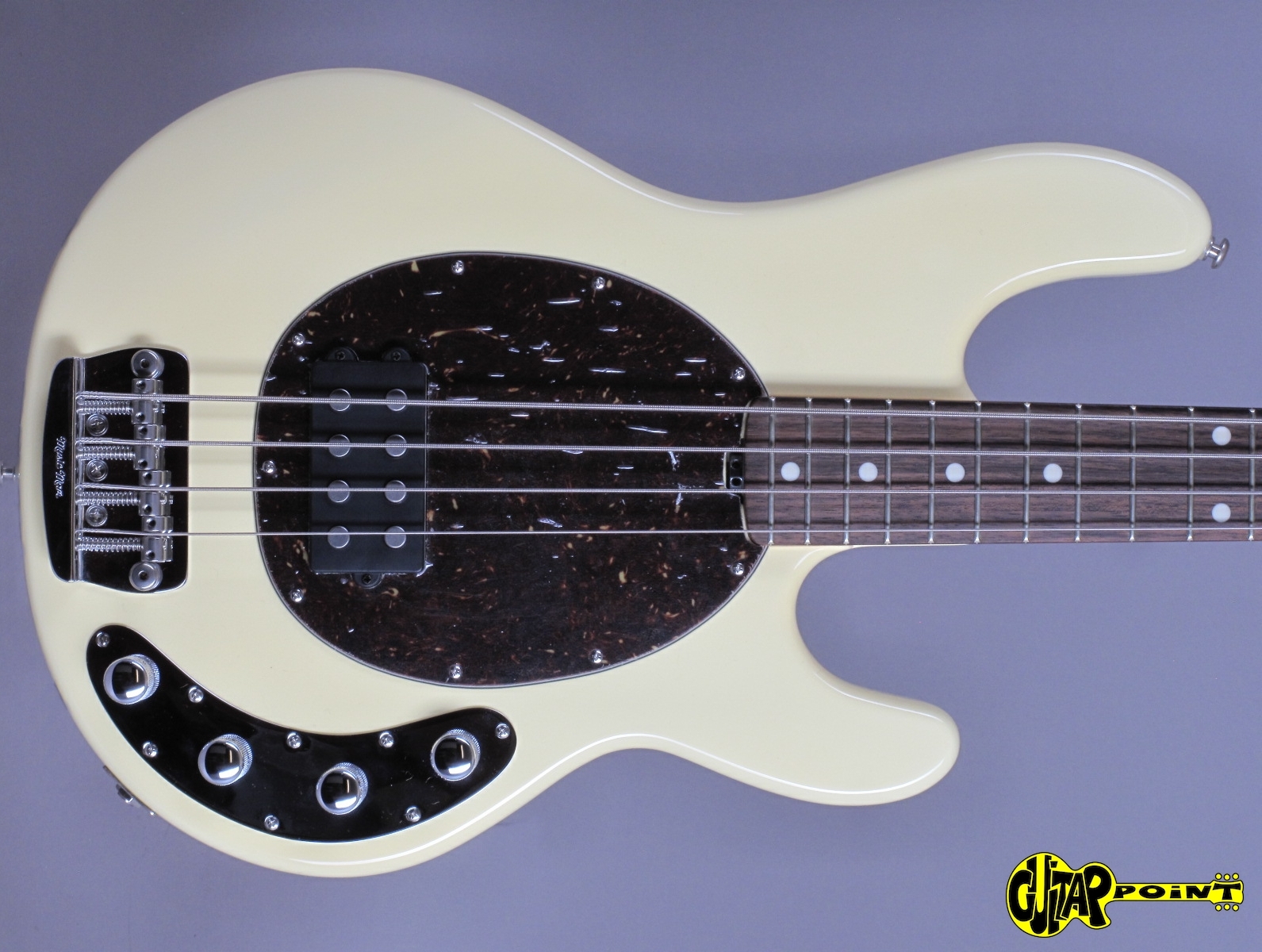 2005 Music Man StingRay – Buttercream Limited Edition – GuitarPoint