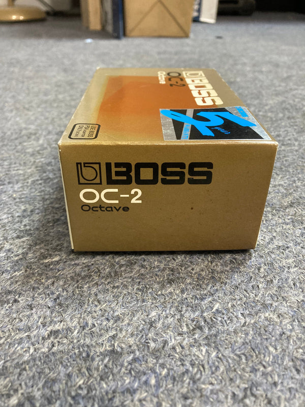 BOSS OC-2 BOSS OC-2 箱付き オクターブエフェクター 箱付BOSS OC-2