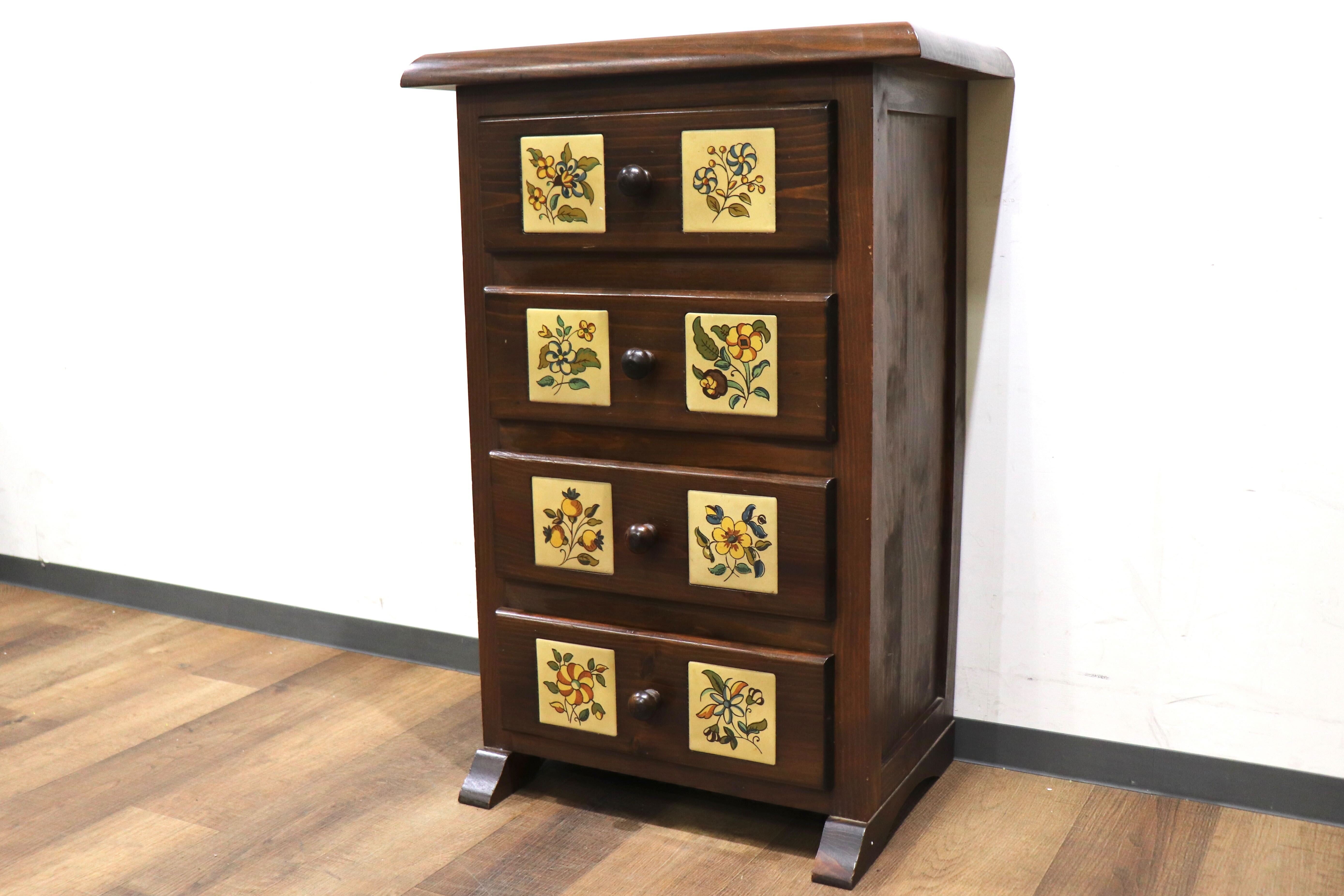 引き取り可能 スペイン製 天然木 バレンシアチェスト 北欧 花柄タイル 箪笥