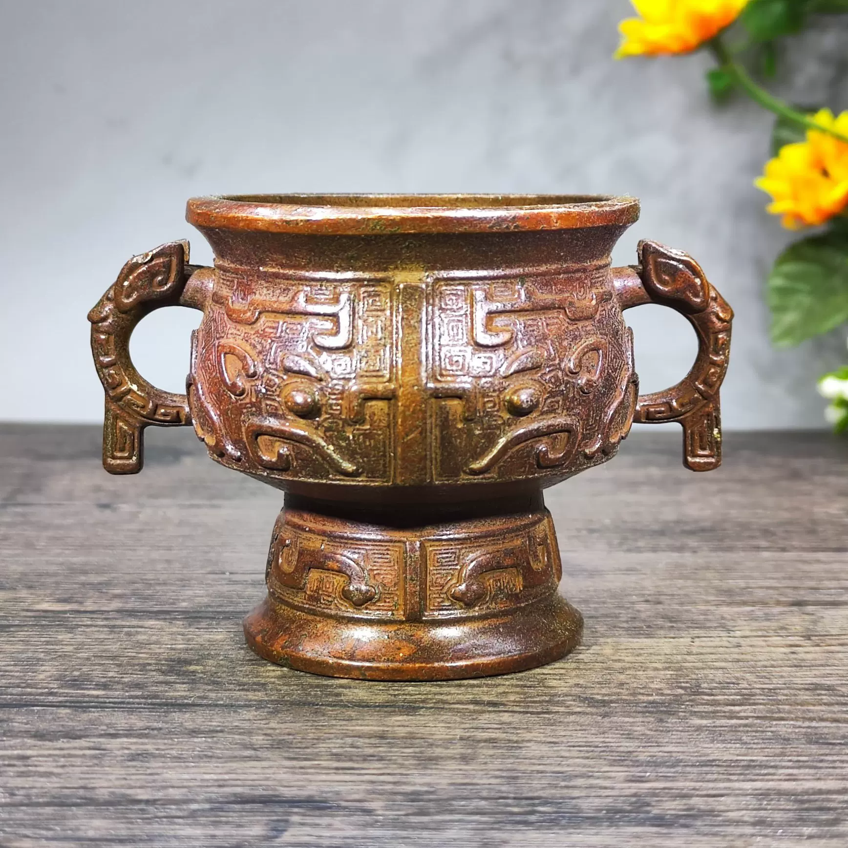 中国 古銅鍍金 饕餮文 双獣耳瓶 M R6800 中国 古銅鍍金 饕餮文 双獣耳