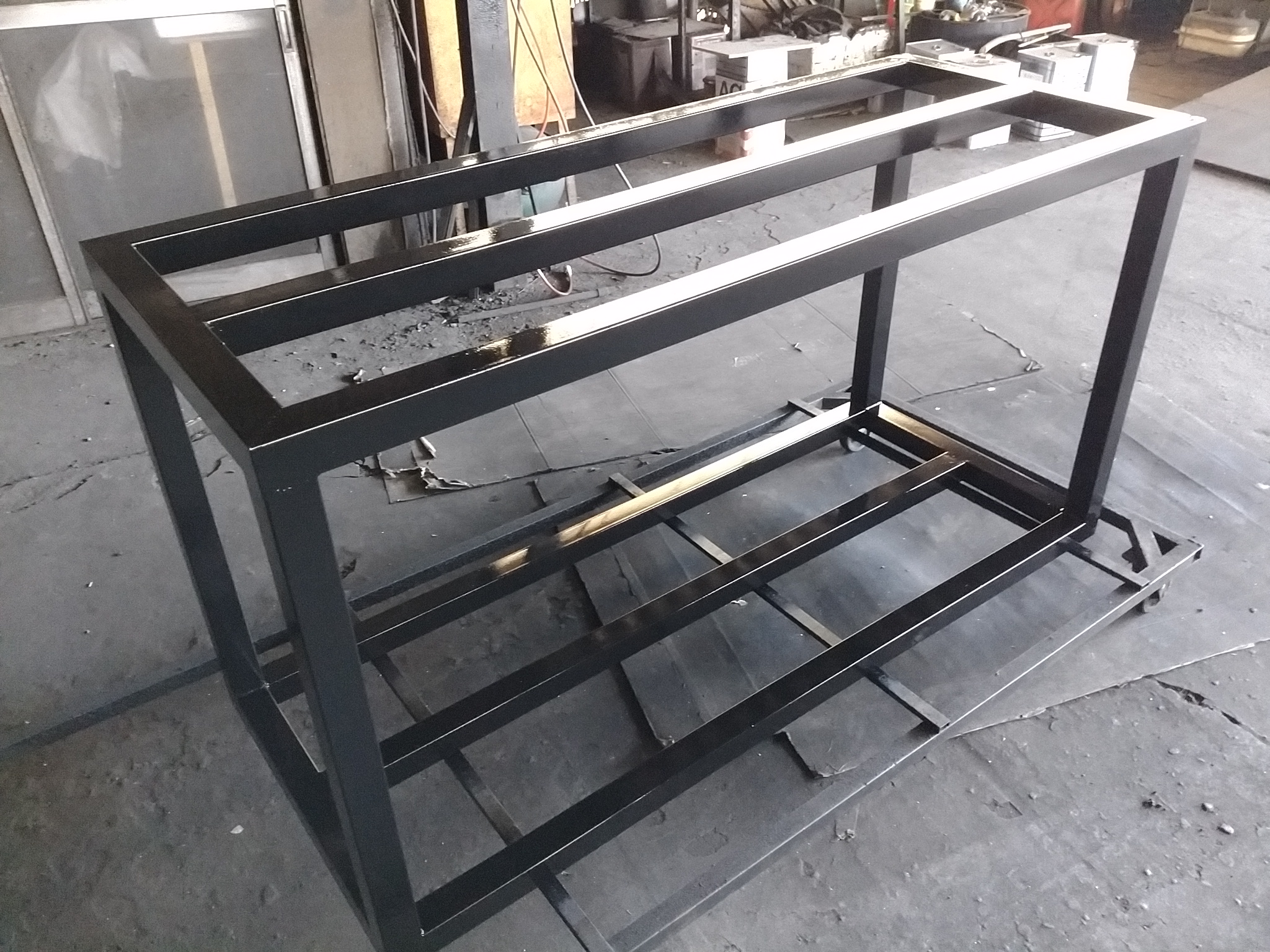 アングル水槽台