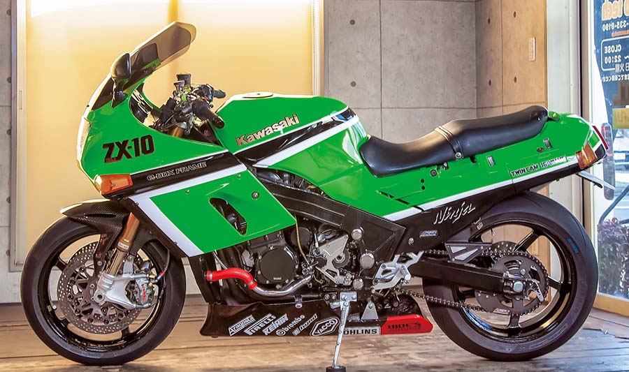 ガレージ モトテック×ヒデズガレージ ZX-10（KAWASAKI ZX-10