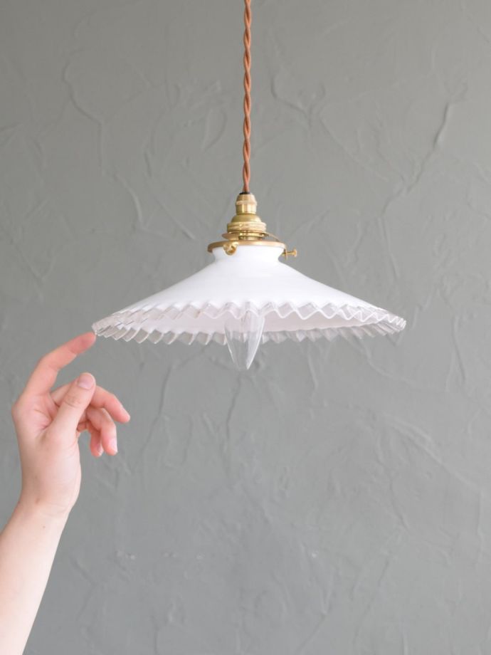 merci】br2-3. 小皿！フランス 吊り下げ ミルクガラス シェード merci