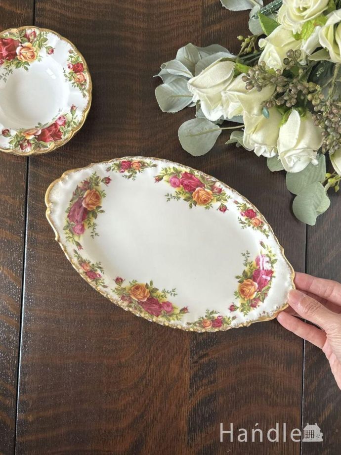 ロイヤルアルバート社のアンティークオーバルプレート、オールド