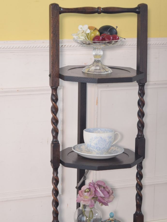 英国から届いたアフタヌーンティーケーキスタンド、ツイストの