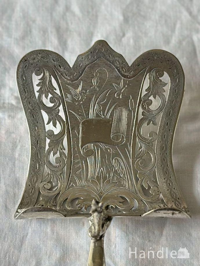 フランスから届いた美しいアンティーク、シルバープレートのアスパラ