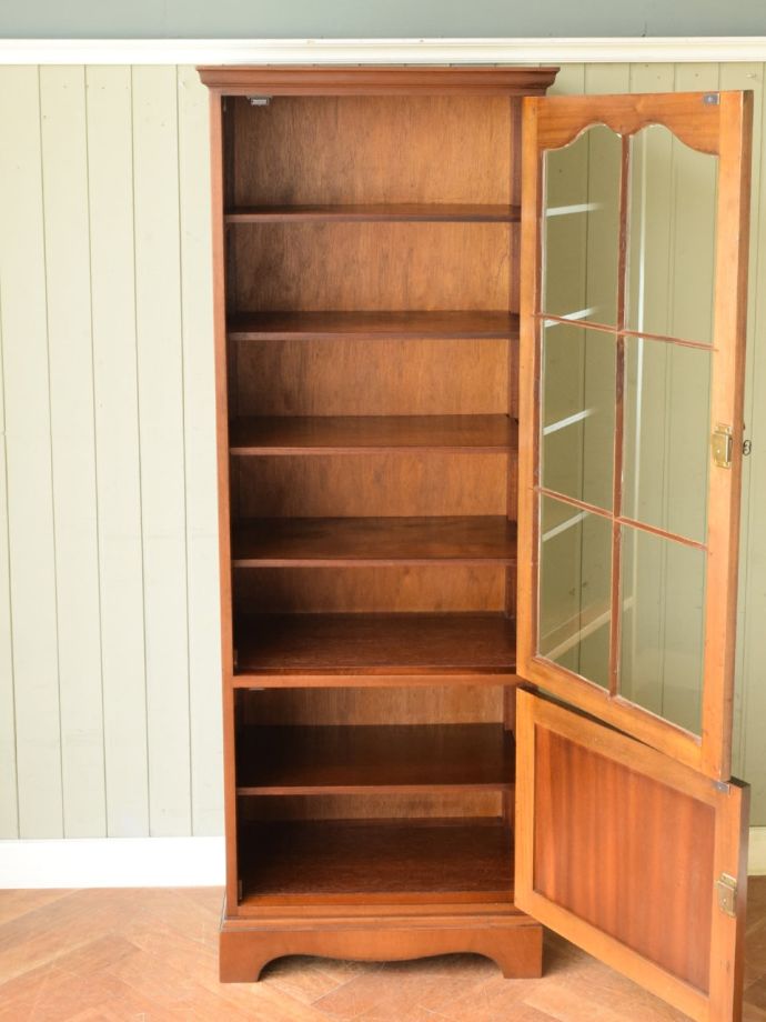 エ*ス様 昭和レトロ アンティーク木製キャビネット ガラス扉付き 戸棚