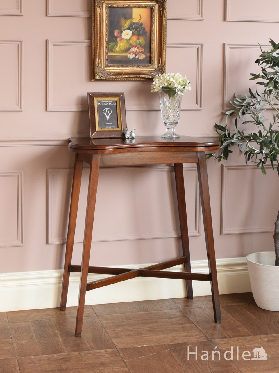 マホガニー材を使ったアンティーク英国輸入家具、美しいオケージョナル