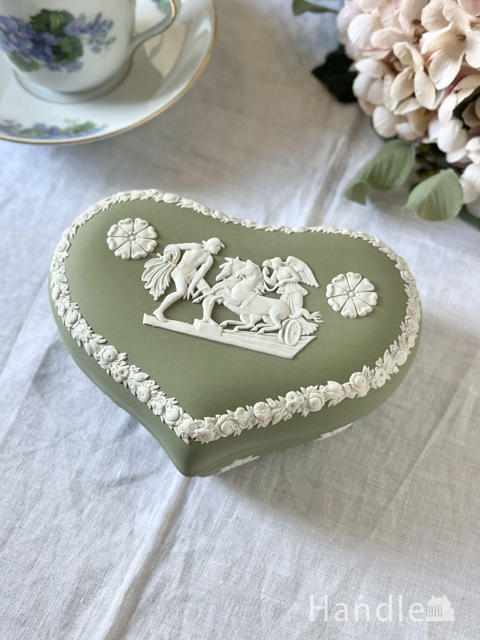 フランスで見つけたアールデコのアンティークボックス、薔薇の装飾が