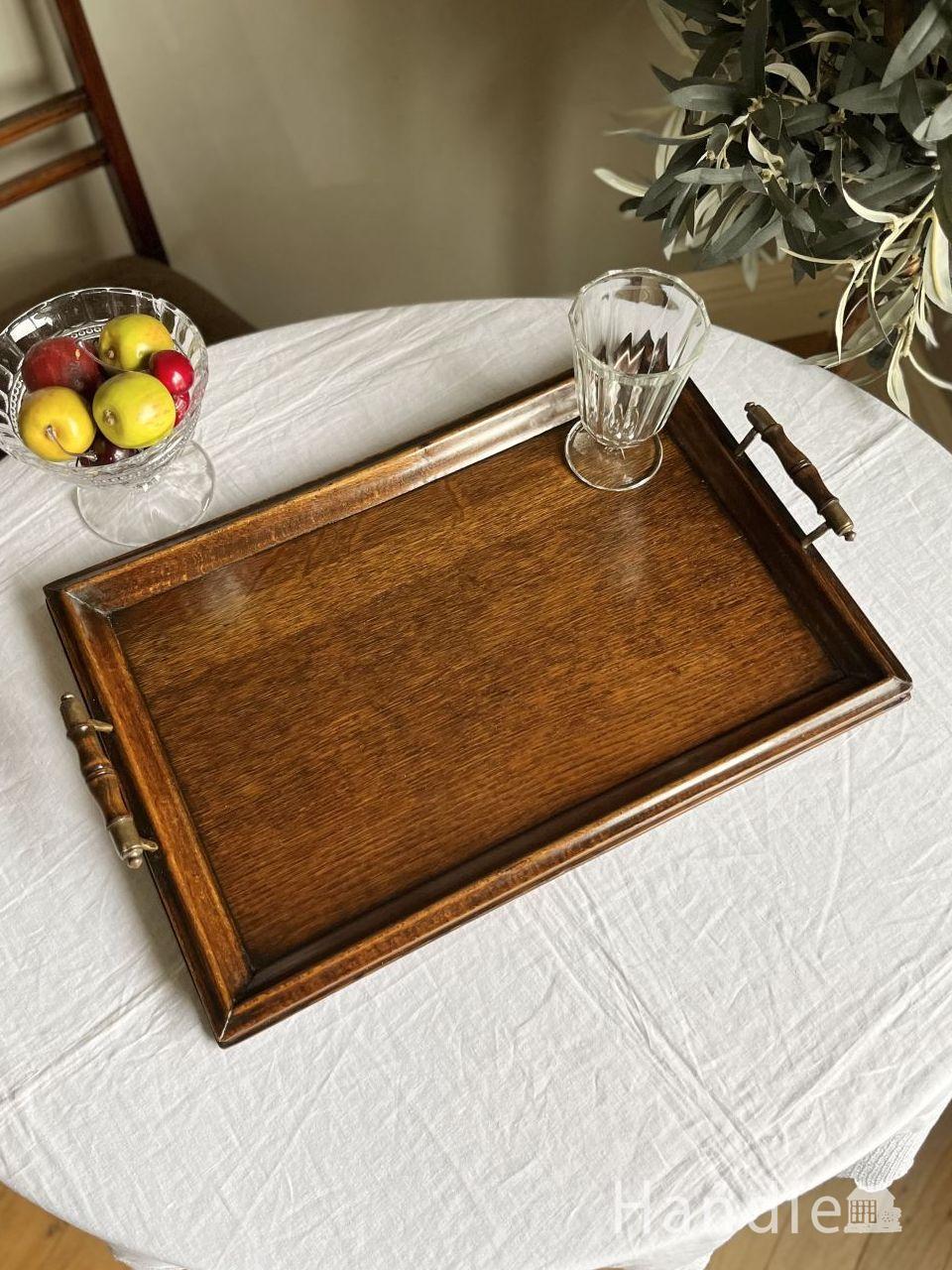 イギリスから届いたアンティークのトレイ、透かし彫りが美しい木製の