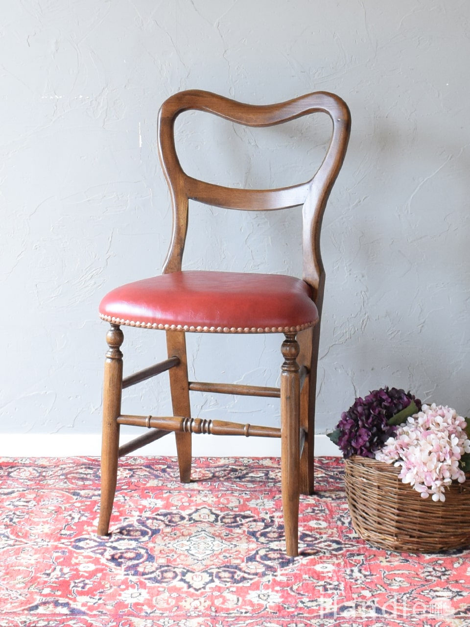 赤いベルベッドが高貴なアンティーク風スモールチェア(y-172-c