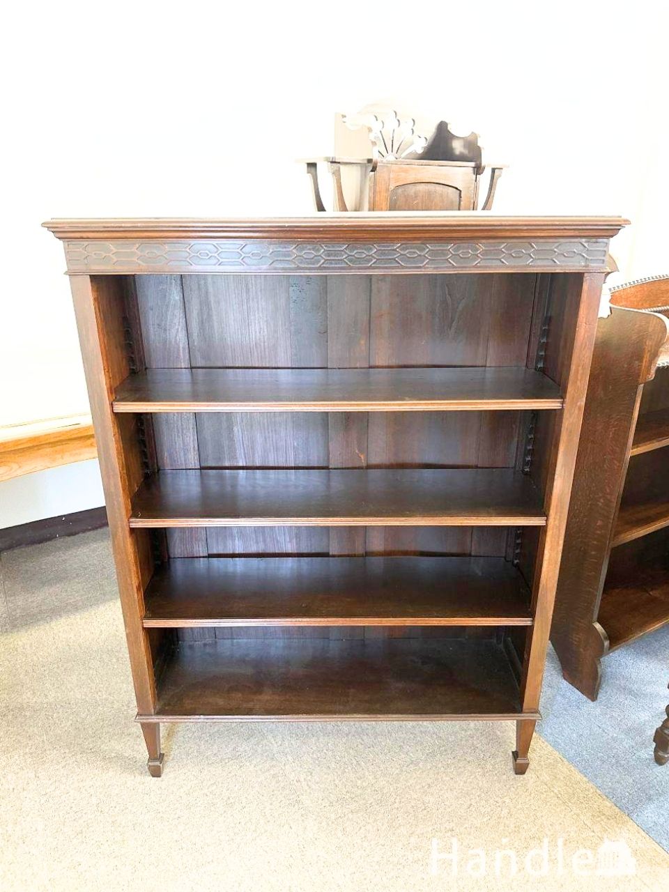 本棚から食器棚まで使えるアンティーク家具、木製のオープン