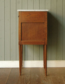 アンティークの英国家具、大理石天板のナイトテーブル(z-001-f