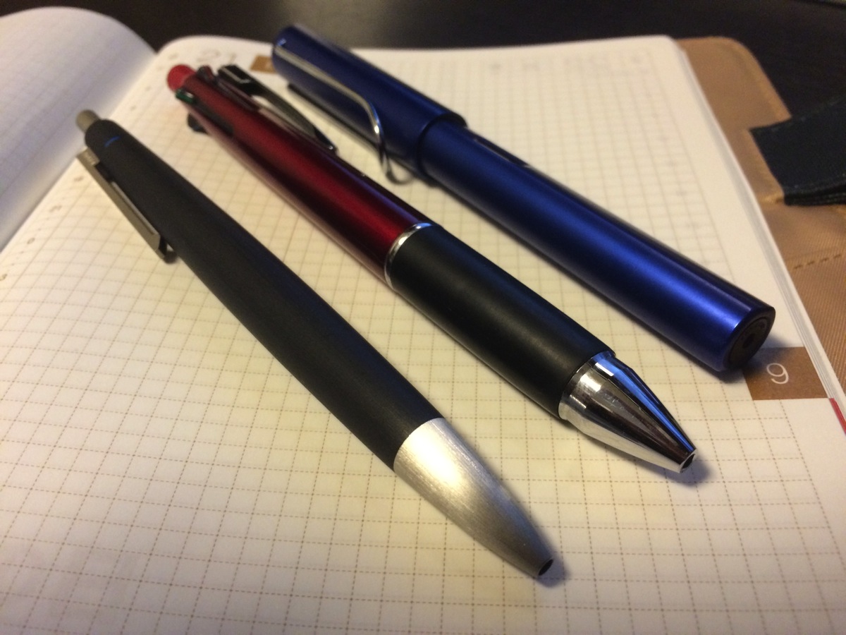4色ボールペンに恋い焦がれる僕は、LAMY2000にJetStreamのリフィルを