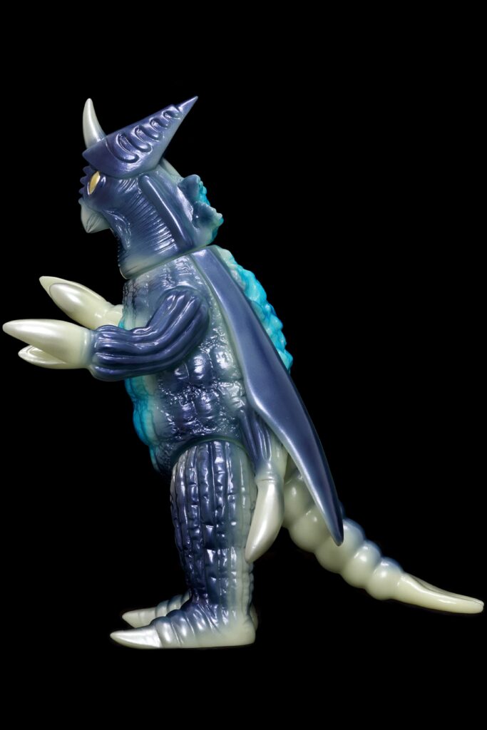 ソフビアイランドホームページで受注販売中】【ブルマァク】ホタルンガ